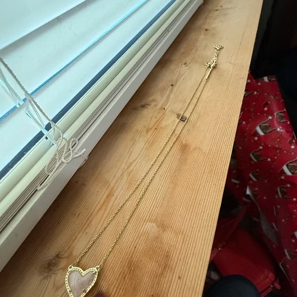 Kendra Scott Gold and Pink Heart Necklace - Picture 3 of 3